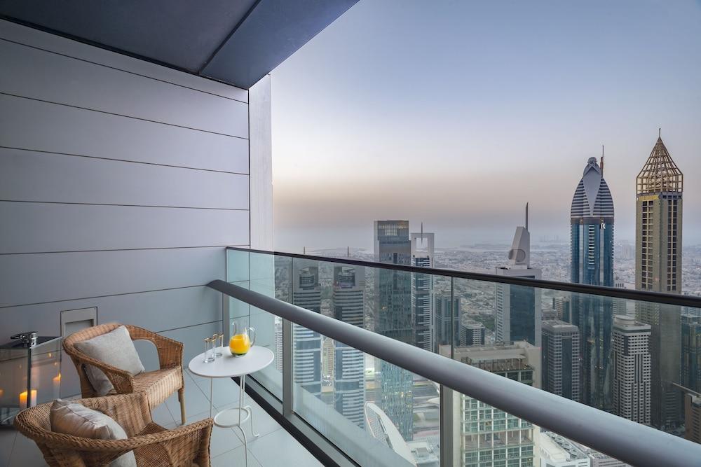 Dream Inn Apartments - Index Tower With Skyline Views Дубай Экстерьер фото